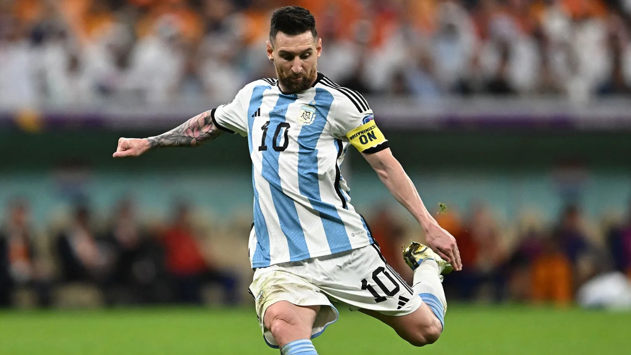 Messi e companheiros comemorando título