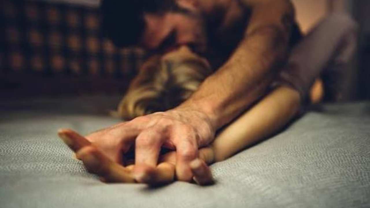 Foto ilustrativa - troca de casais